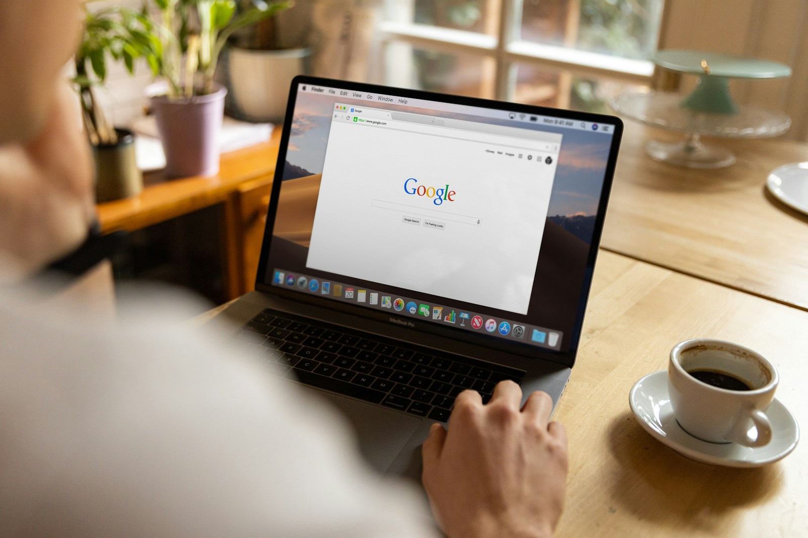 إعلانات Google Ads للشركات الصناعية: استراتيجيات فعالة للوصول للمشترين B2B بأقل تكلفة